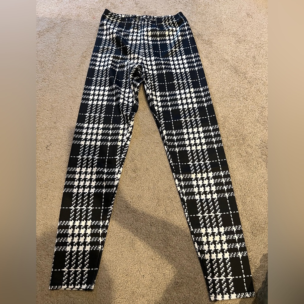 Shein plaid black and white leggings